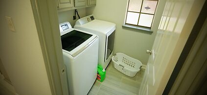 4Bdrm 2.5Bath 8Bed - Story North Houston