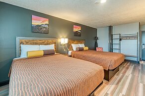 La Mirage Inn - Hollywood