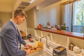 Bell Hill Apartments