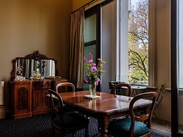 Bell Hill Apartments