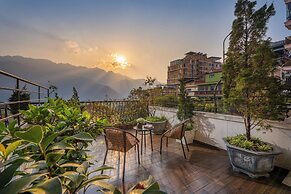 DeLaSol Sapa Hotel