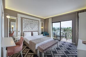 Utopia Resort & Residence