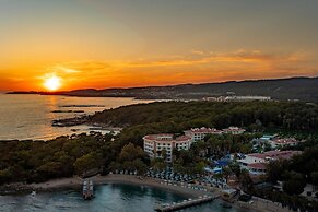 Utopia Resort & Residence