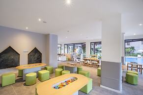 Utopia Resort & Residence