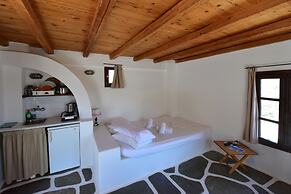 Petra Holiday Village