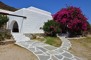 Petra Holiday Village