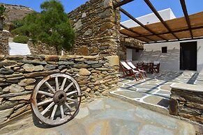 Petra Holiday Village