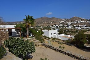 Petra Holiday Village