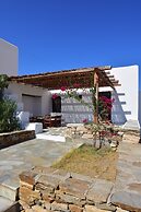 Petra Holiday Village