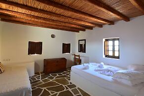 Petra Holiday Village