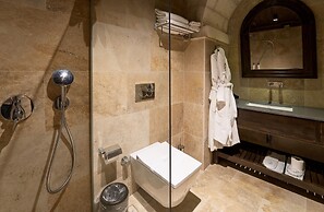 Luvi Cave Hotel