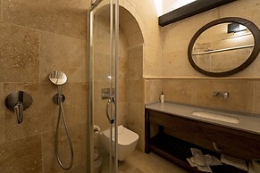 Luvi Cave Hotel