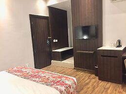 Hotel Le ROI Lake View koti