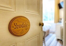 Lakes End Guest House