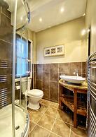 Lakes End Guest House