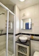 Lakes End Guest House