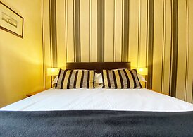 Lakes End Guest House