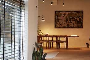 Chambre d'Amis by Alix