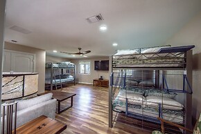 Ponderosa Twins Prd 2485 5 Bedroom Home by RedAwning