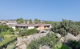 Palau Green Village Residence