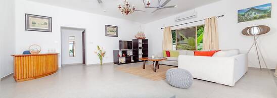 Riverside Mount Simpson - Seychelles Island