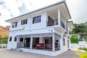 Riverside Mount Simpson - Seychelles Island