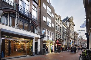 Ciao Papa Hotel Amsterdam Central Station