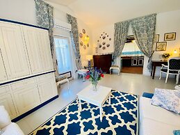 Villa Pavoncella Con Piscina