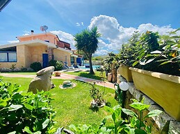 Villa Pavoncella Con Piscina