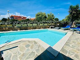 Villa Pavoncella Con Piscina