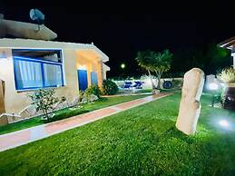 Villa Pavoncella Con Piscina