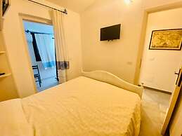 Villa Pavoncella Con Piscina