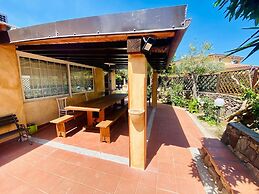 Villa Pavoncella Con Piscina