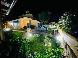 Villa Pavoncella Con Piscina