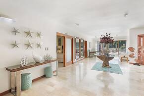 Luxurious 5-bdr villa at Casa de Campo