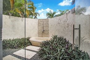 Luxurious 5-bdr villa at Casa de Campo