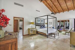 Luxurious 5-bdr villa at Casa de Campo