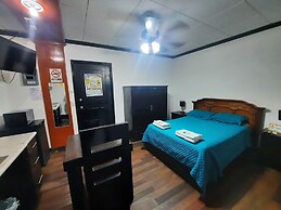 Hotel Garcias Suites