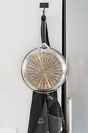 Cosy Quiet Apartment Close to the Sea and Parks