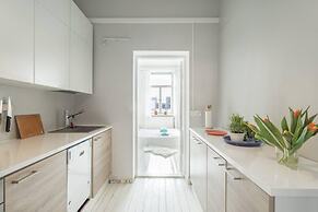 Cosy Quiet Apartment Close to the Sea and Parks