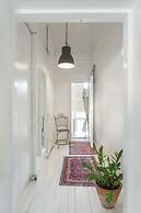 Cosy Quiet Apartment Close to the Sea and Parks