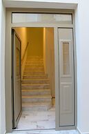 Uni Island City Suites