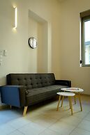 Uni Island City Suites