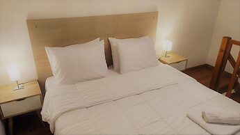 Uni Island City Suites