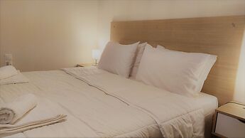 Uni Island City Suites