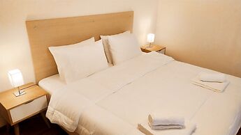 Uni Island City Suites