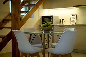 Uni Island City Suites