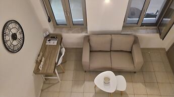 Uni Island City Suites