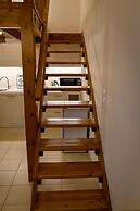 Uni Island City Suites