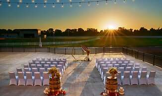 Oak Grove Racing Gaming & Hotel